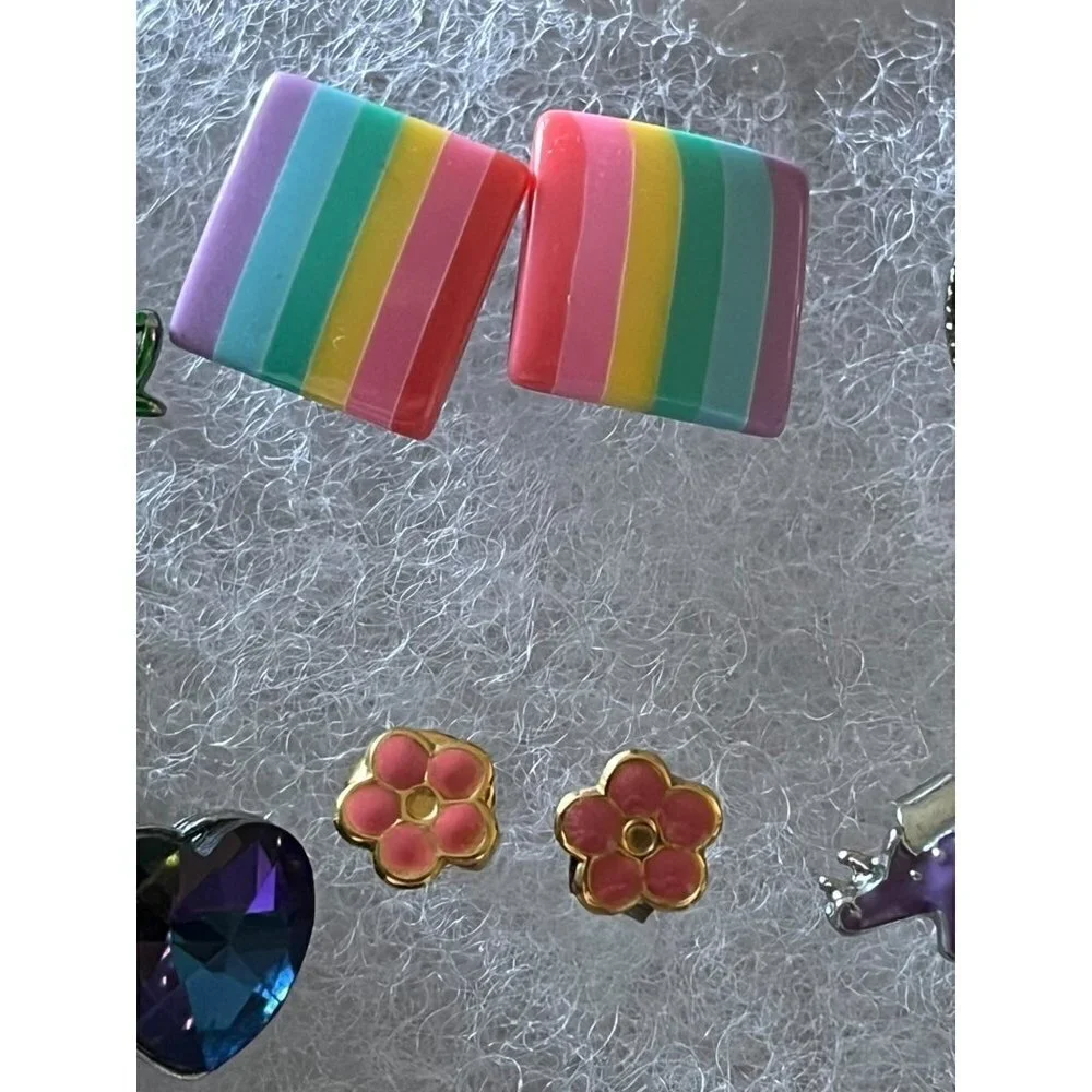 Kids Girls Fashion Earring 6‎ Pair Lot Post Style Frog Flowers Dino Rainbow Mix